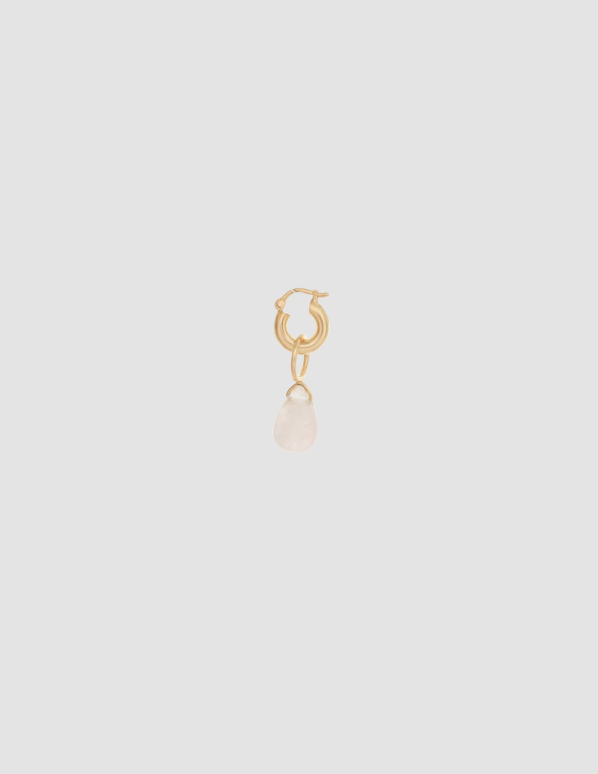material:gold; add-on:tiny-vintage-hoops-click;