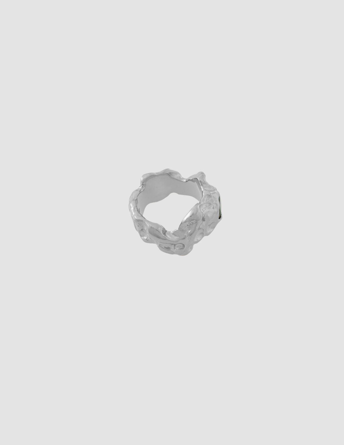 material:silver;