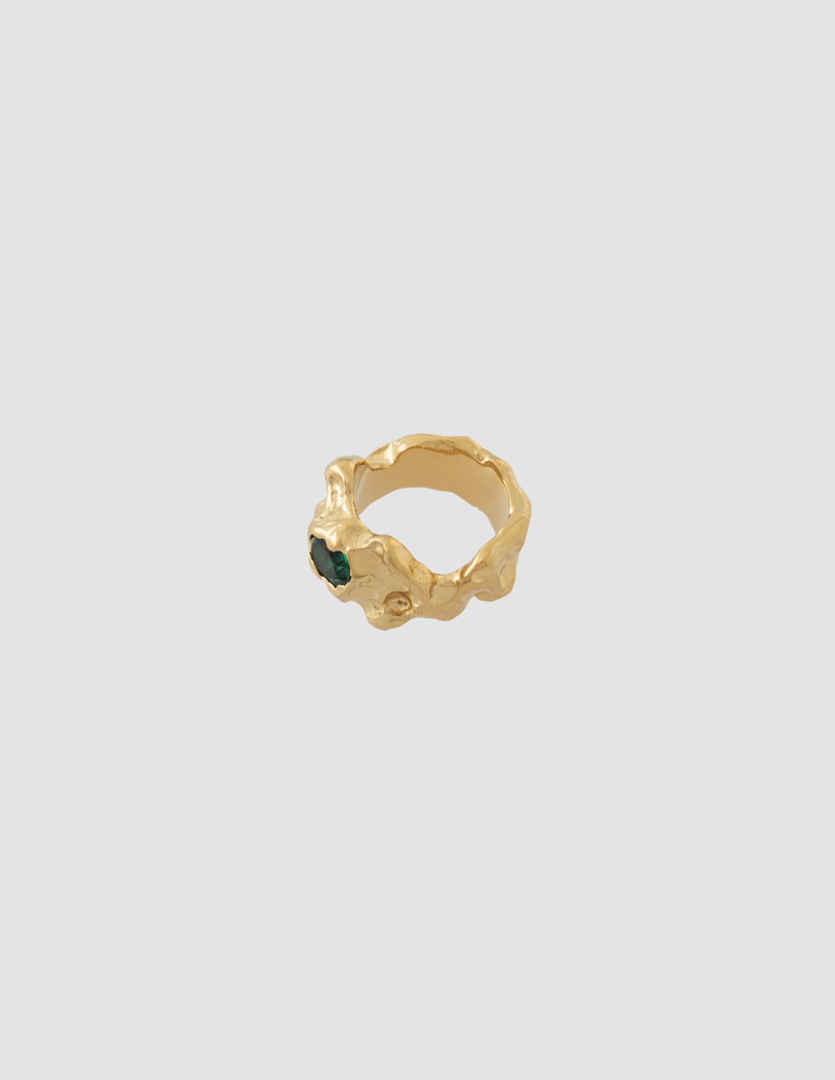 material:gold;