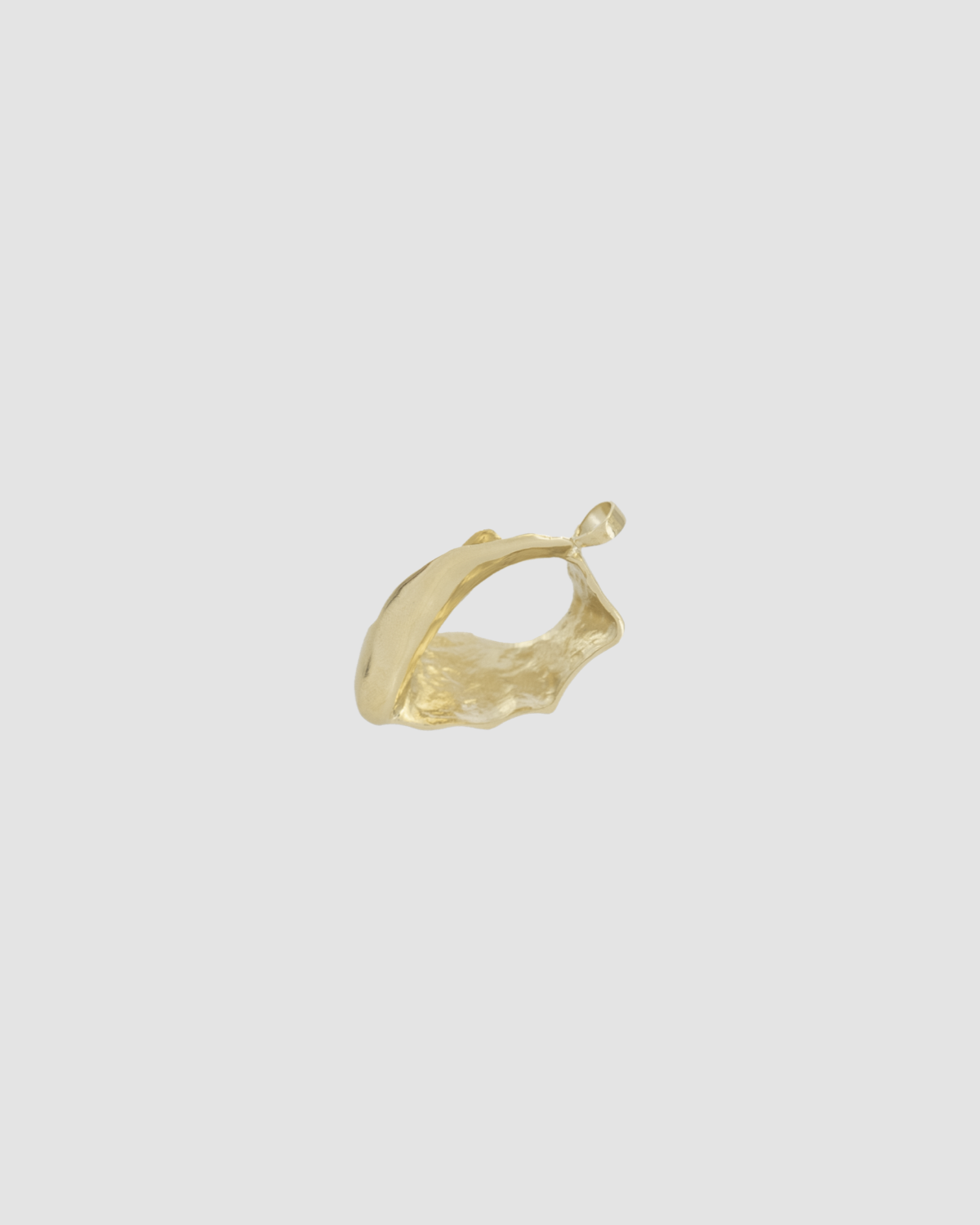 material:gold;