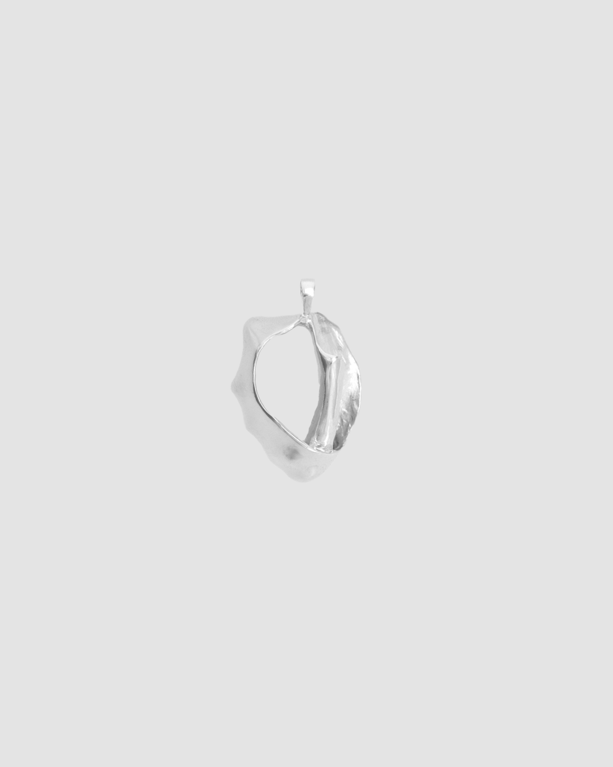 material:silver;