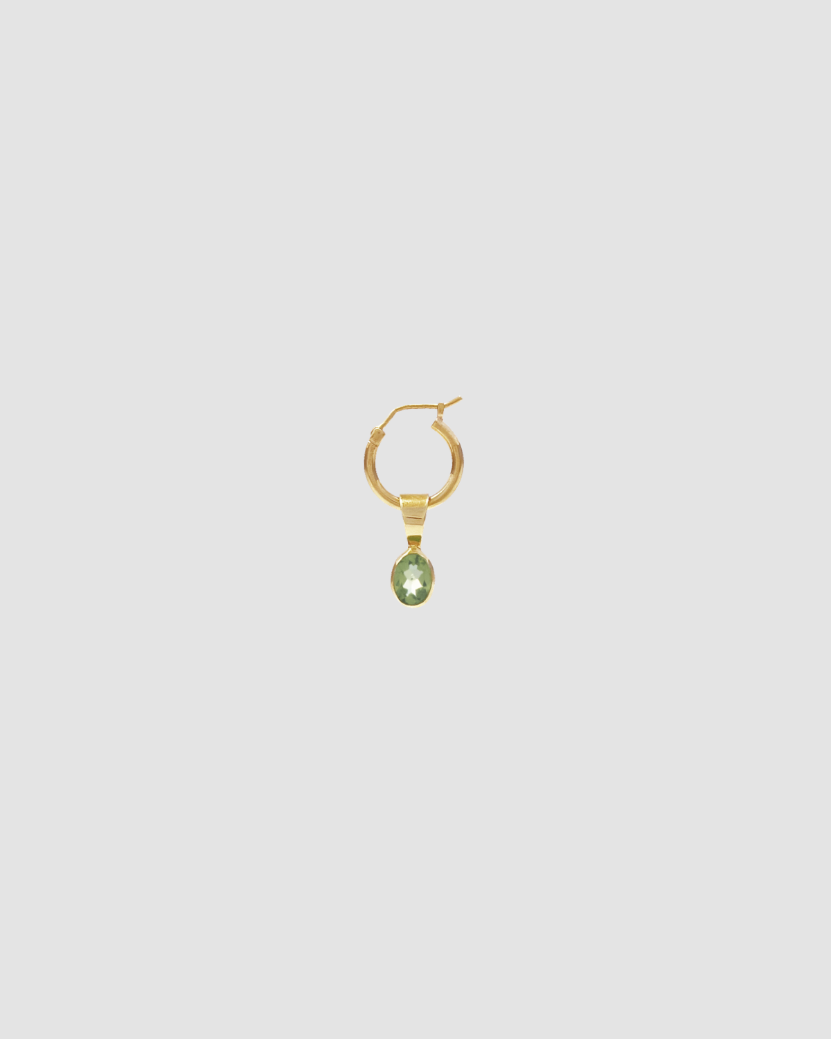 material:gold; add-on:hoops-1.5-click; add-on:peridot-add-on;