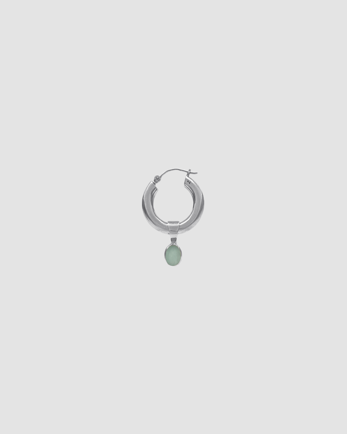 material:silver; add-on:hoops-click; add-on:emerald-add-on;