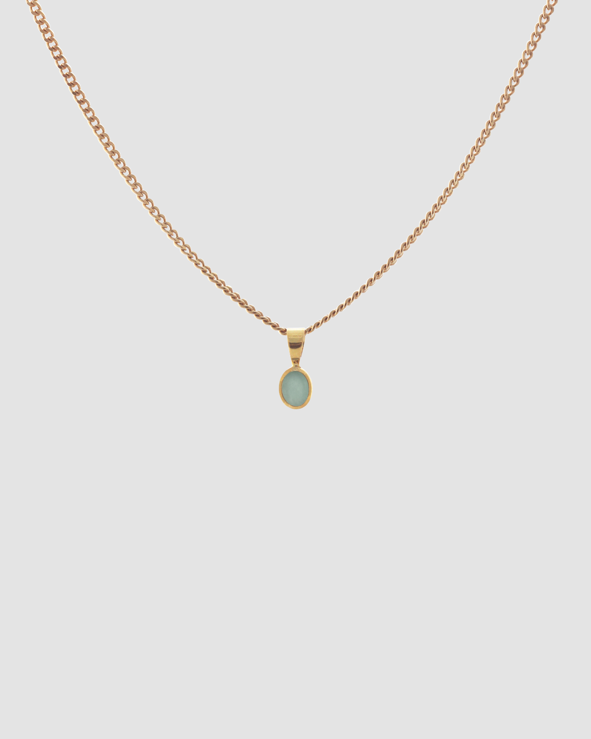 material:gold; add-on:mini-chain-necklace; add-on:emerald-add-on;
