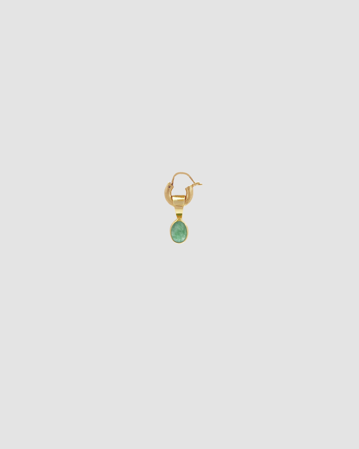 material:gold; add-on:tiny-vintage-hoops-click; add-on:jade-add-on;