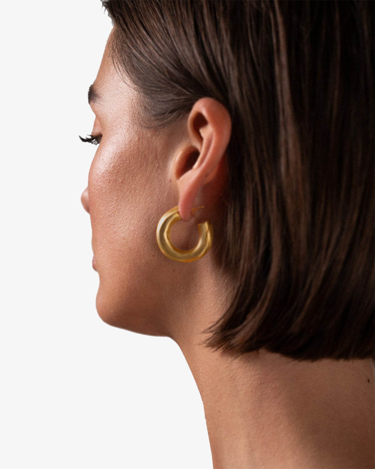 material:gold;