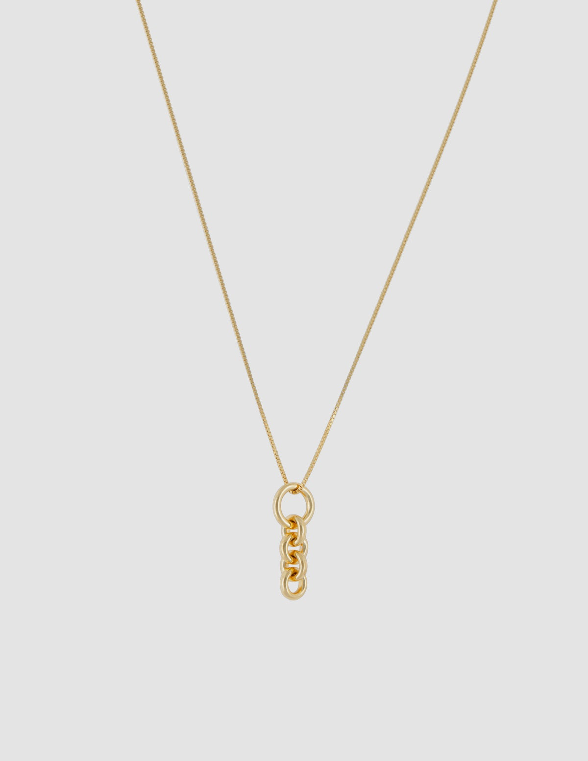 material:gold; add-on:simple-necklace; add-on:curl-quadruple-add-on;