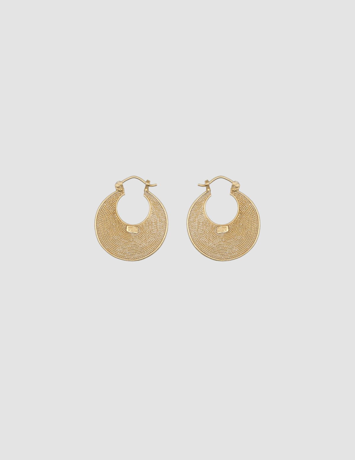 material:gold;