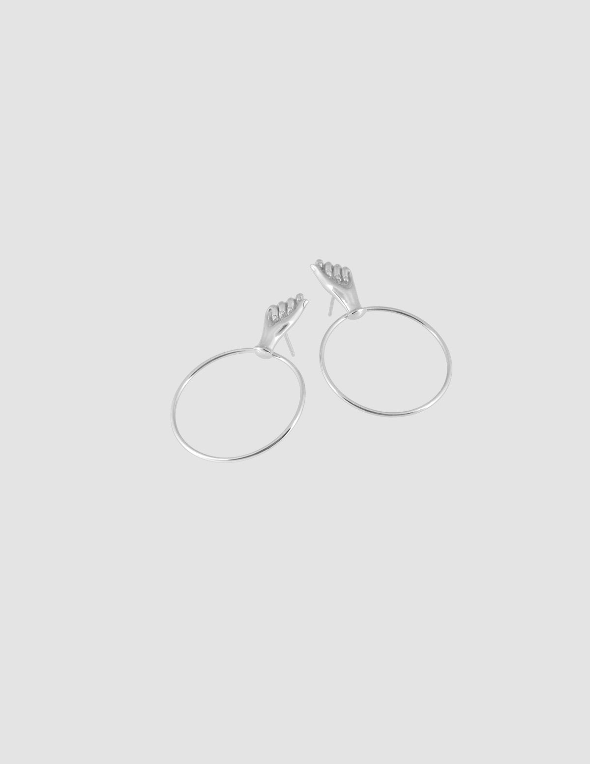 material:silver;