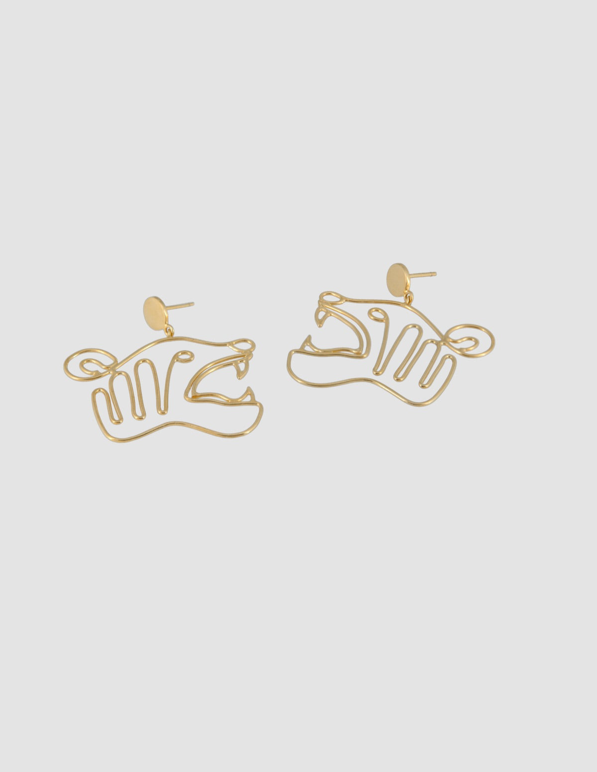 material:gold;