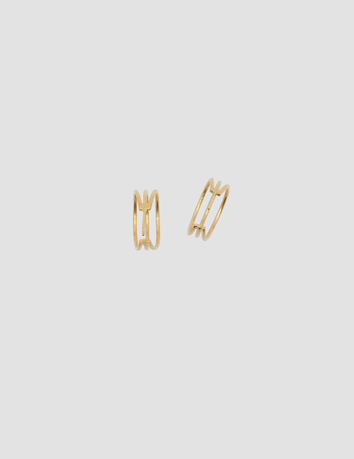 material:gold;