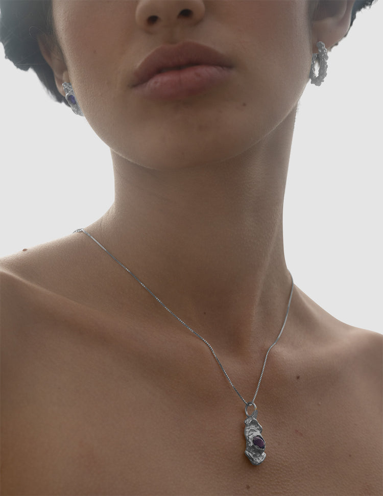 material:silver;