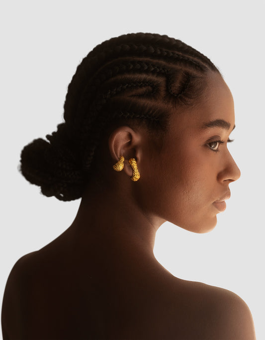 material:gold;