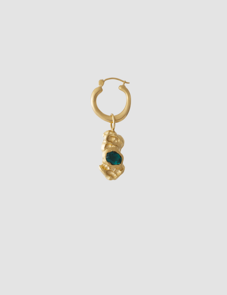 material:gold; add-on:queer-hoops-click; add-on:eau-de-nil-add-on;
