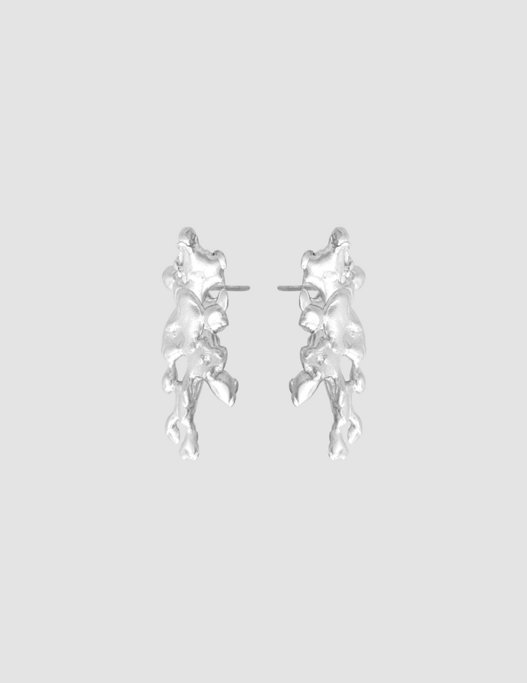material:silver;