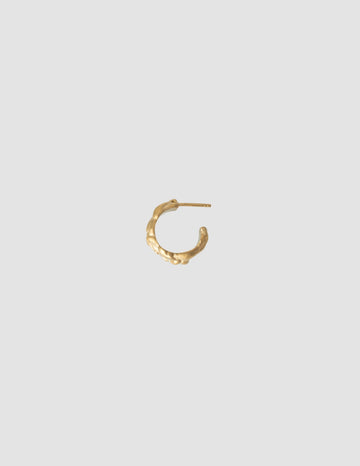 material:gold;