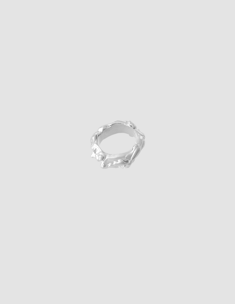 material:silver;