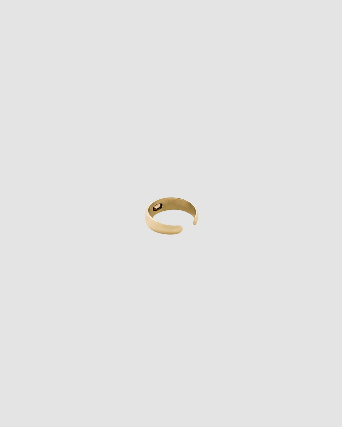 material:gold;