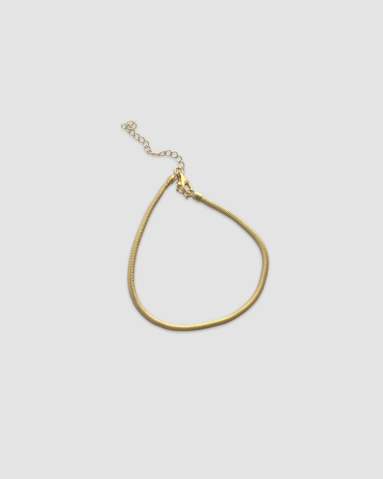material:gold;