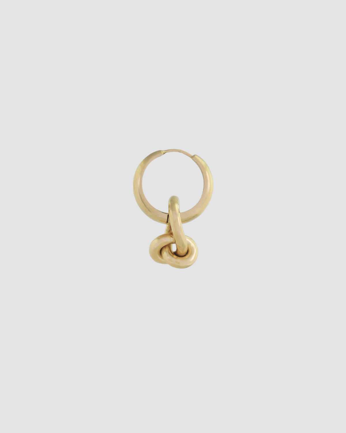 material:gold; add-on:circa-hoops; add-on:knot-add-on;