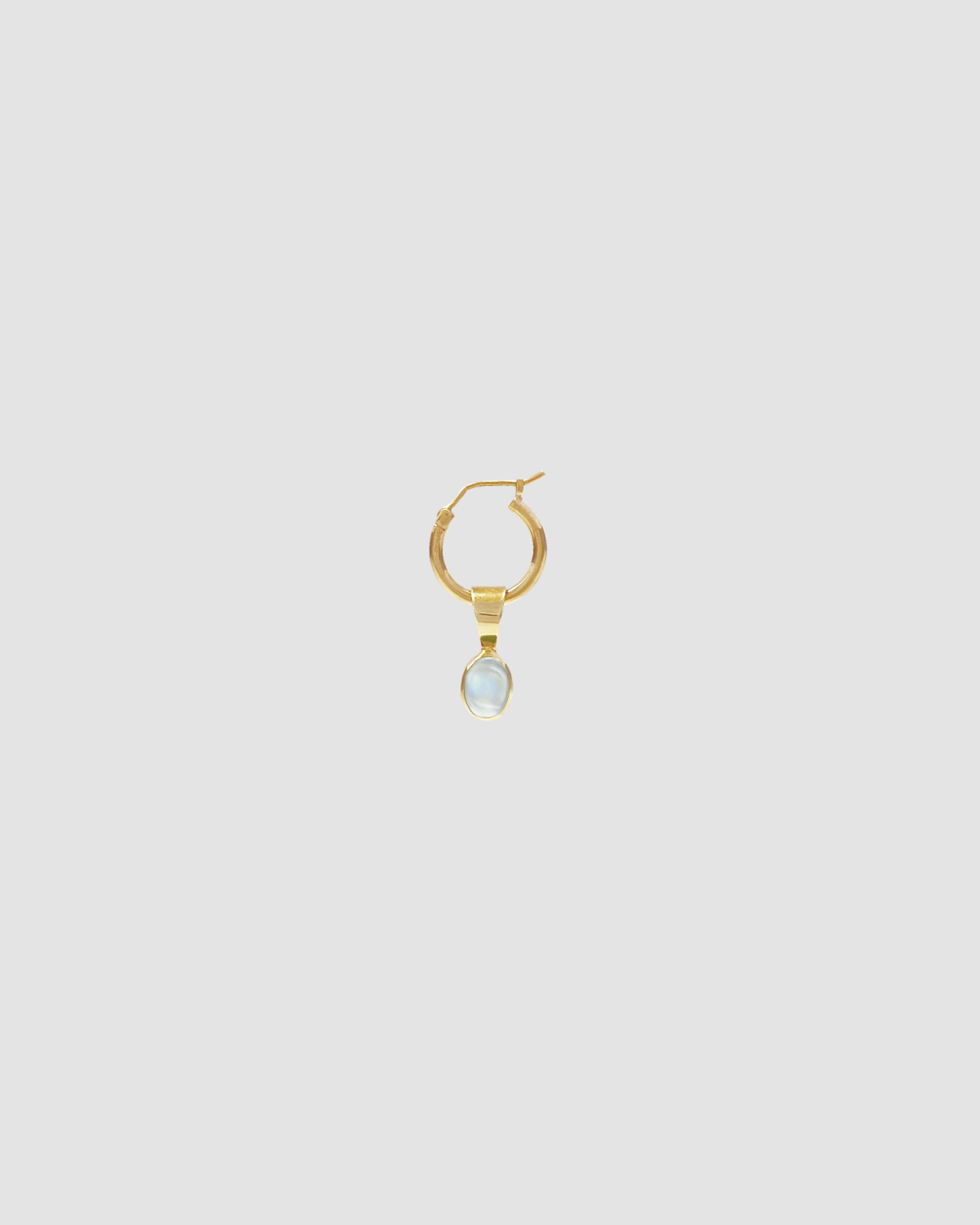 material:gold; add-on:hoops-1.5-click; add-on:moon-stone-add-on;
