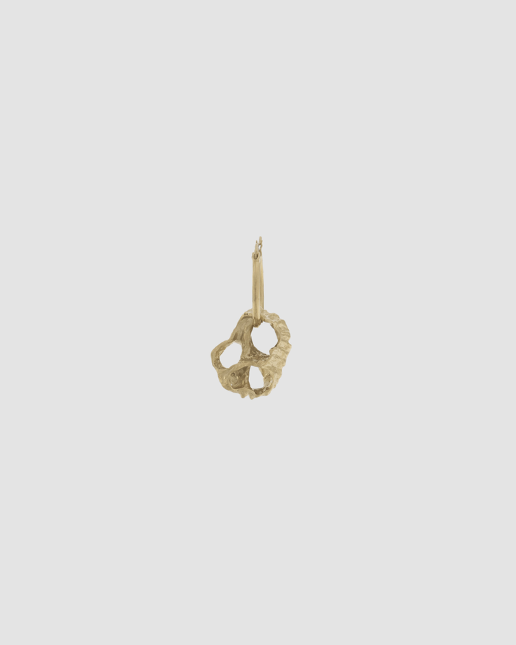 material:gold; add-on:hoops-2-click; add-on:cay-add-on;