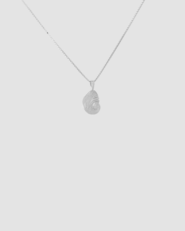 material:silver;