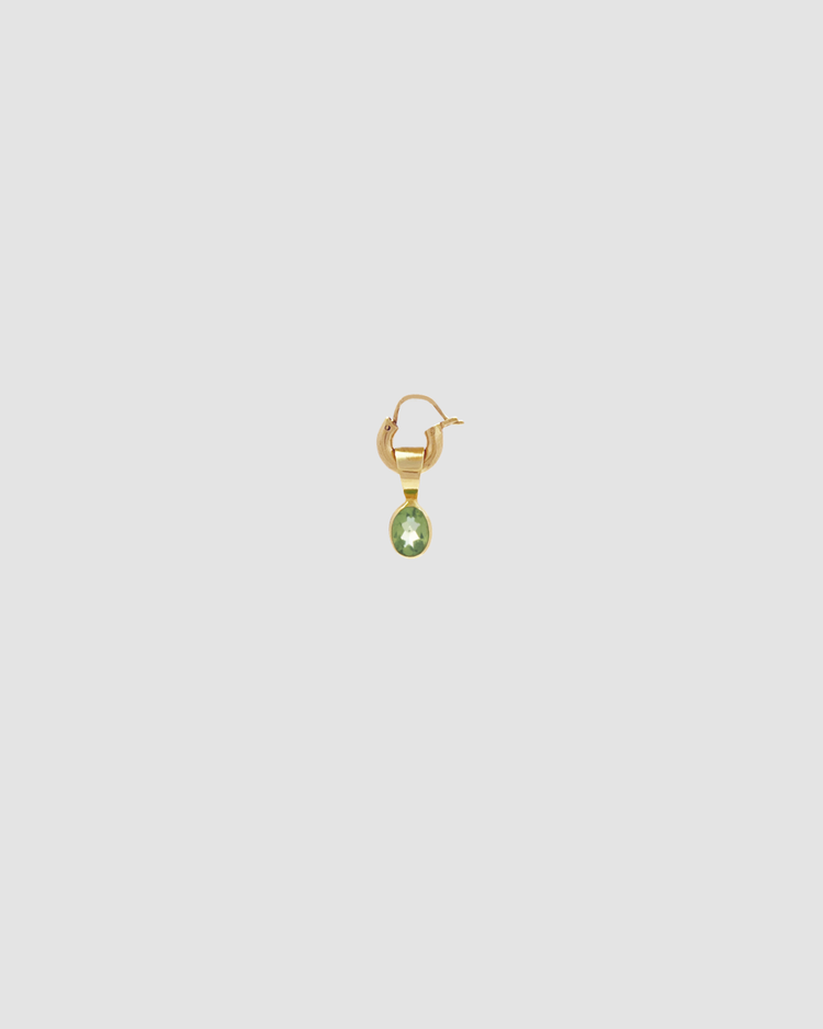 material:gold; add-on:tiny-vintage-hoops-click; add-on:peridot-add-on;