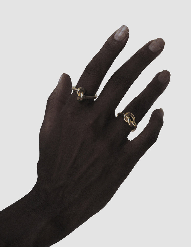 material:gold;