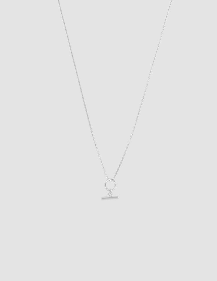 material:silver; add-on:simple-necklace; add-on:scale-add-on;
