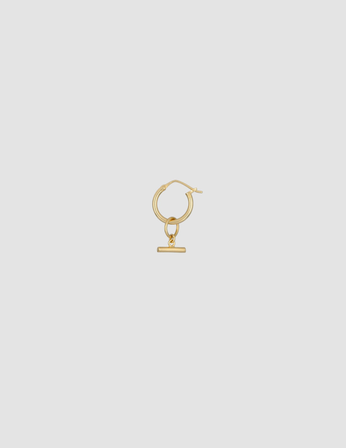 material:gold; add-on:hoops-1-5-click; add-on:scale-add-on;
