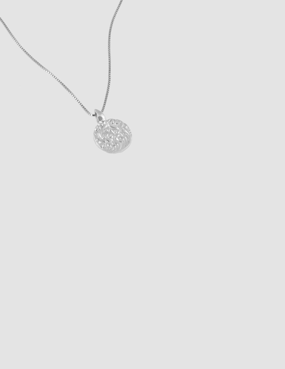 material:silver;