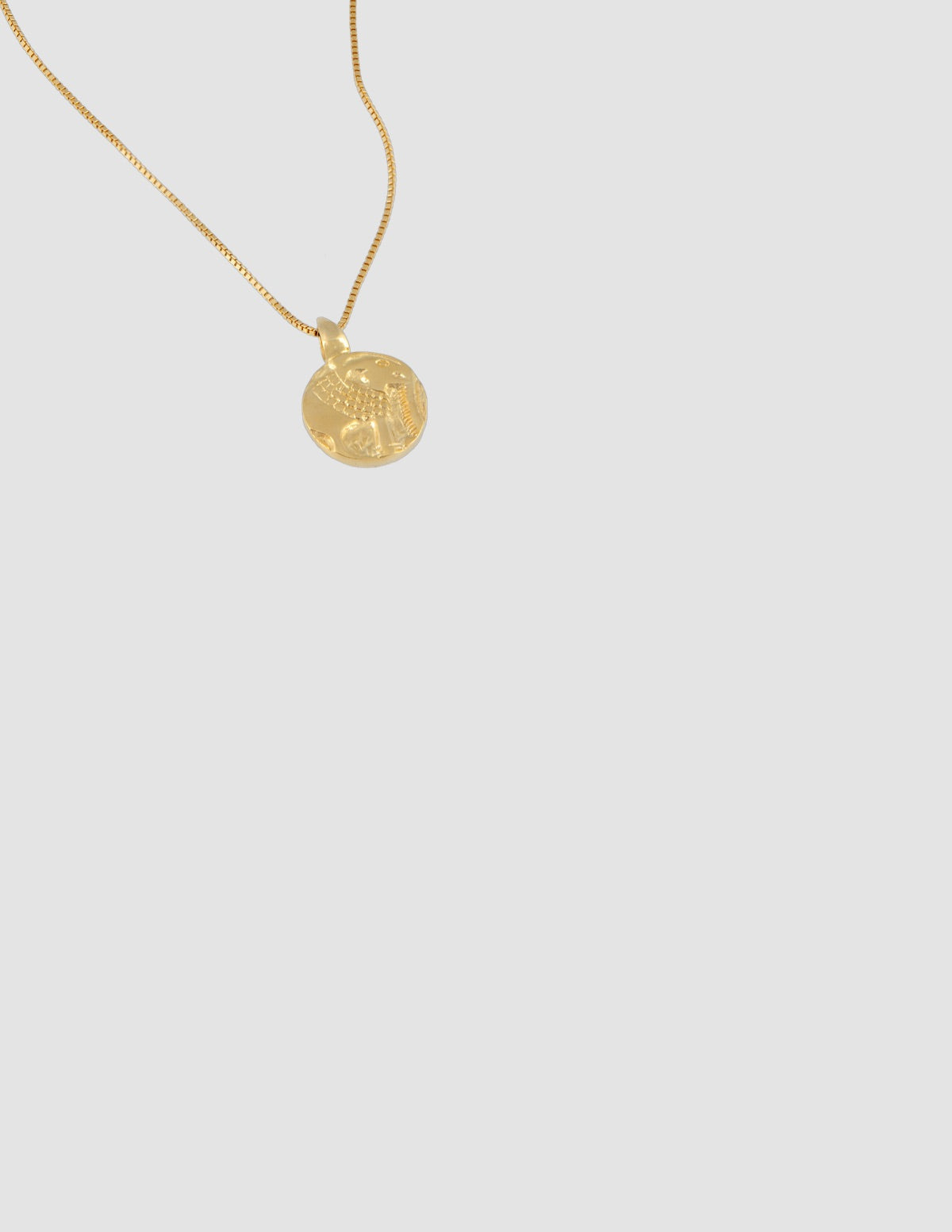 material:gold;