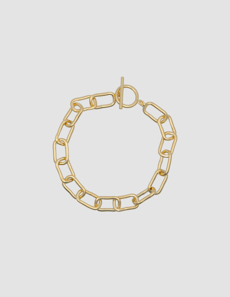 material:gold;