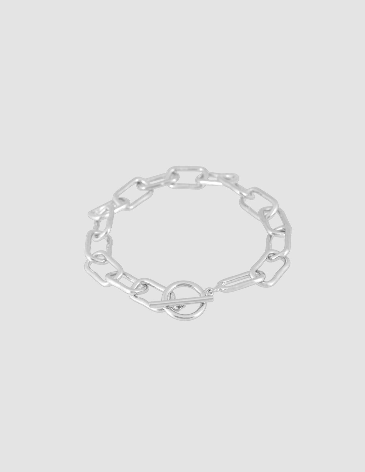 material:silver;
