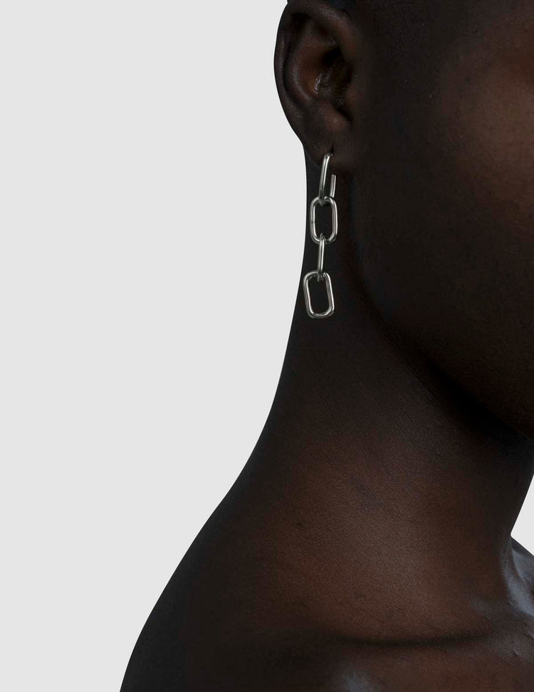 material:silver;