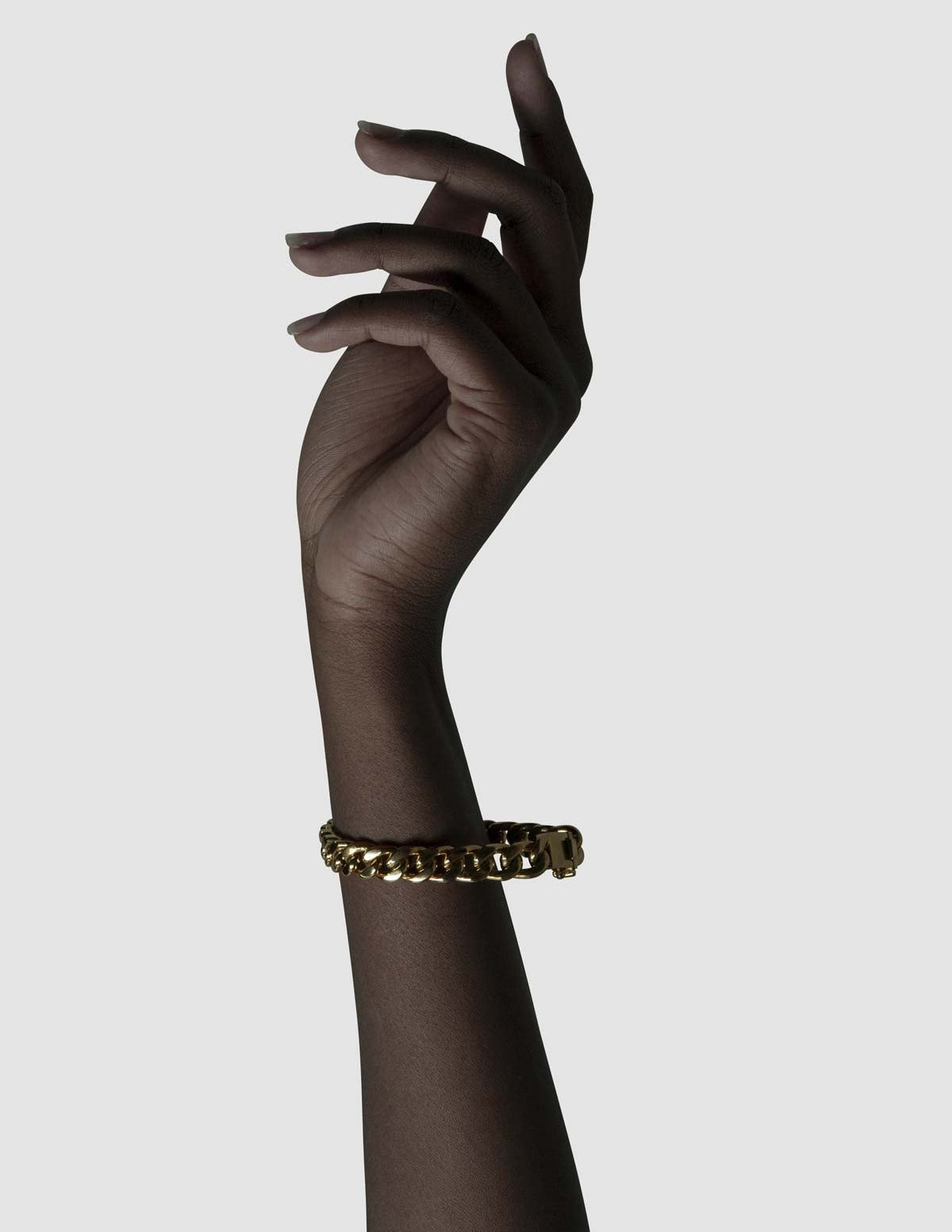 material:gold;