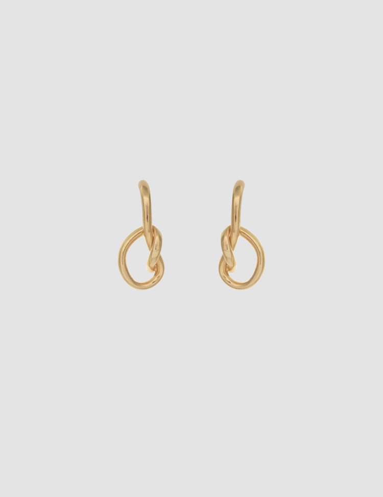 material:gold;