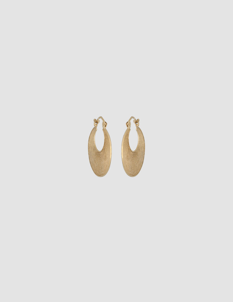 material:gold;