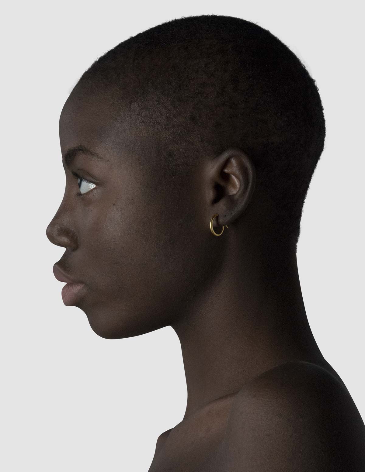 material:gold;