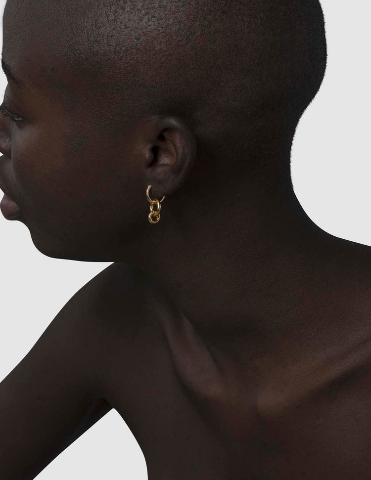 material:gold;