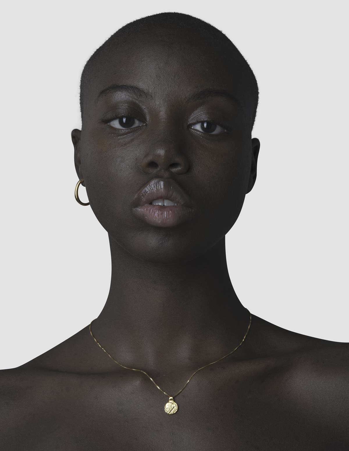 material:gold;