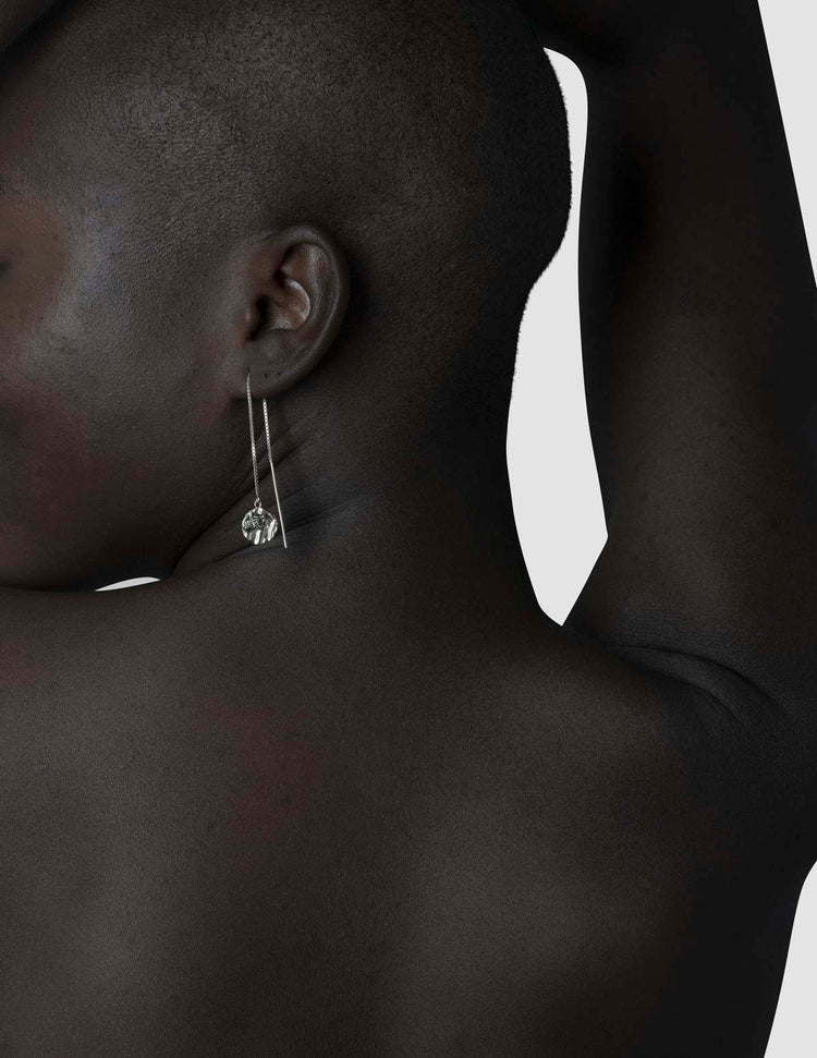 material:silver;