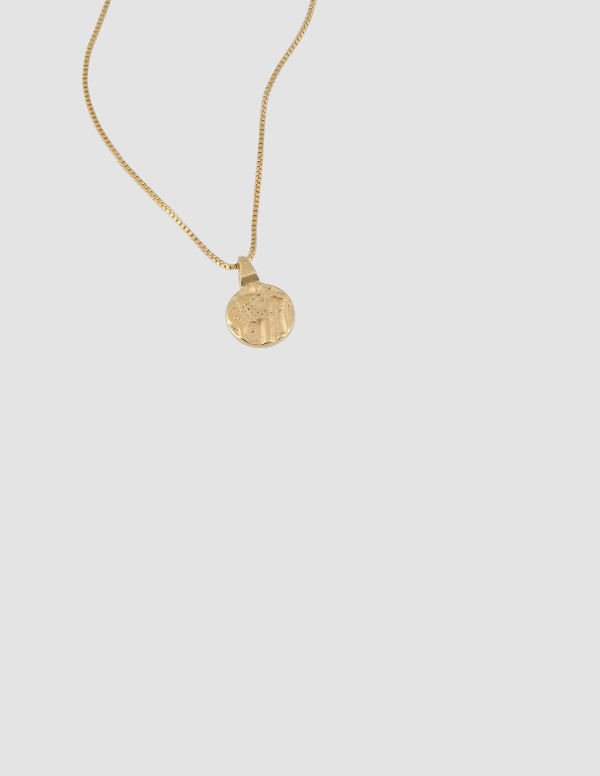 material:gold;