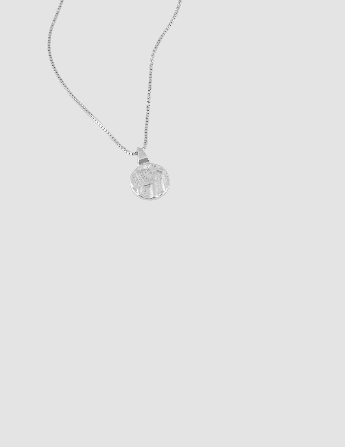 material:silver;