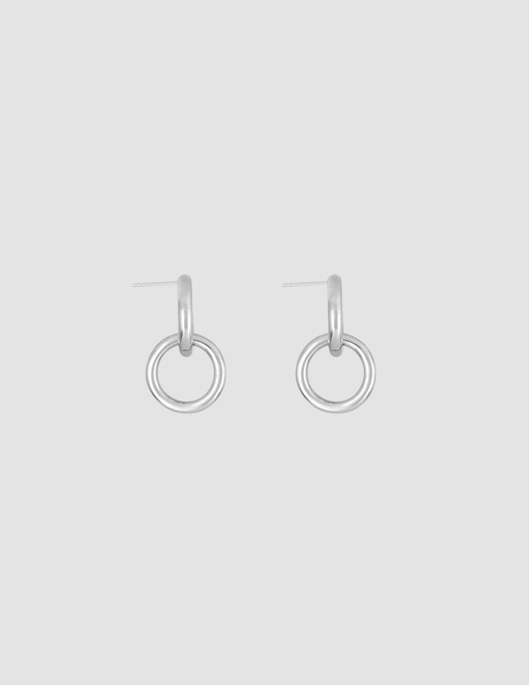 material:silver;