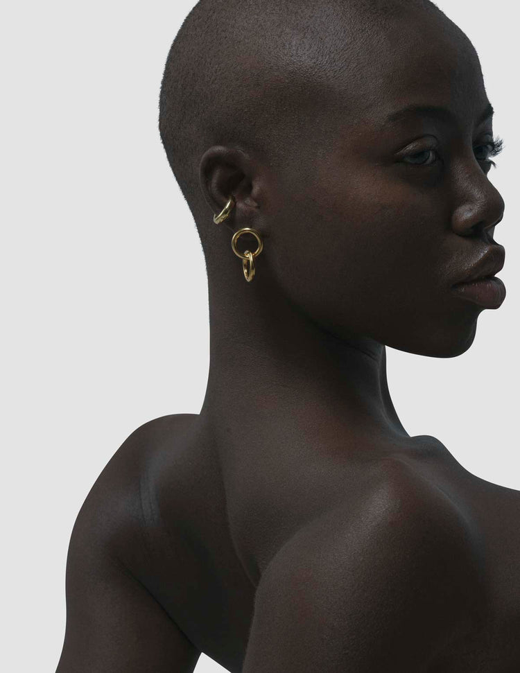 material:gold;