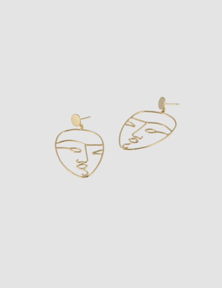 material:gold;