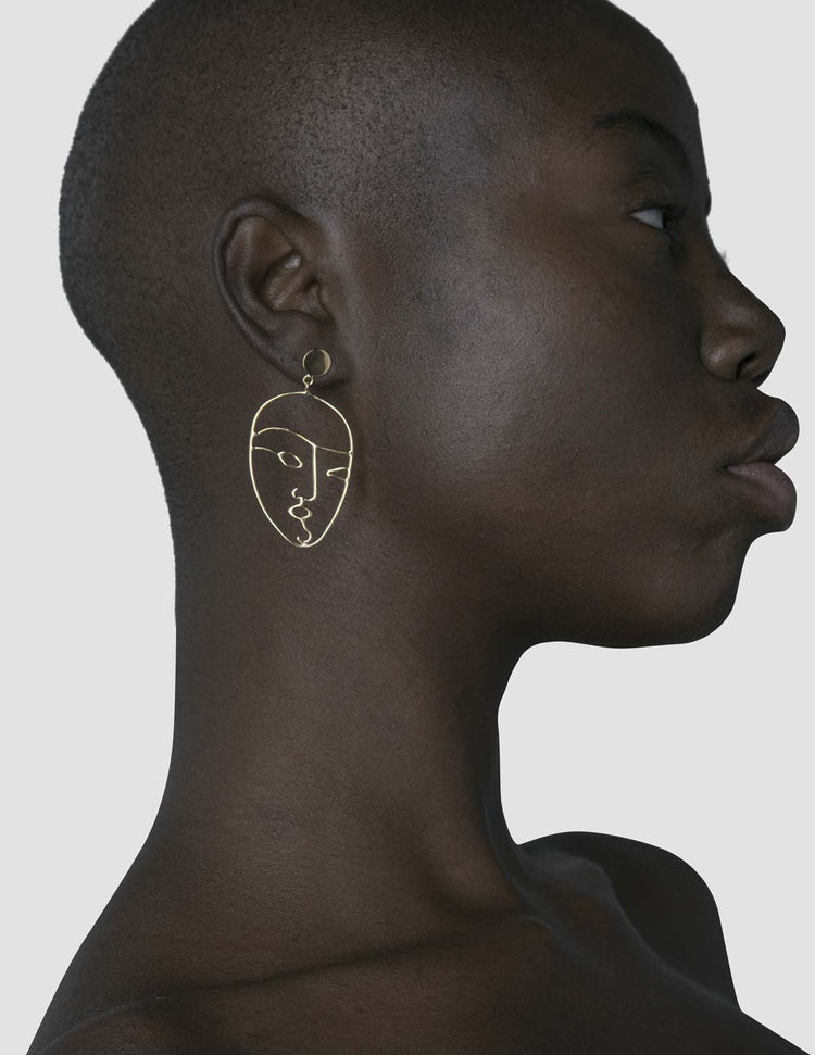 material:gold;
