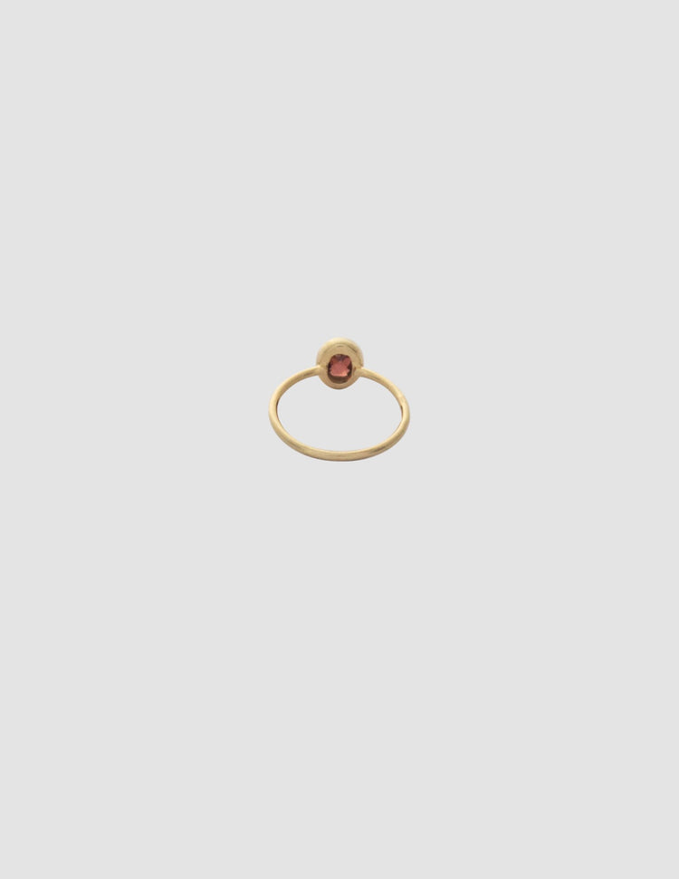material:gold;